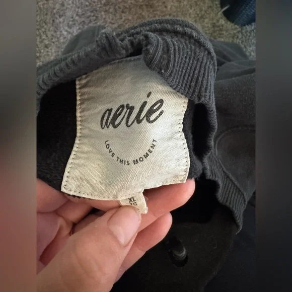 Aerie Oversized Crewneck Distressed Sweater size XL - Picture 5 of 5